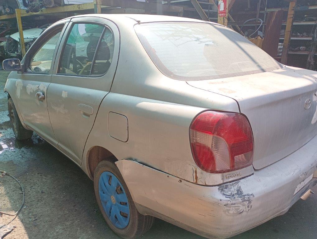  Toyota YARIS 2000    EN DESARME